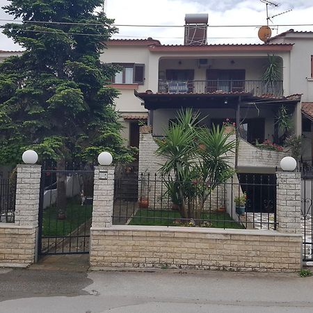Fyllou Apartment Asproválta Exteriér fotografie