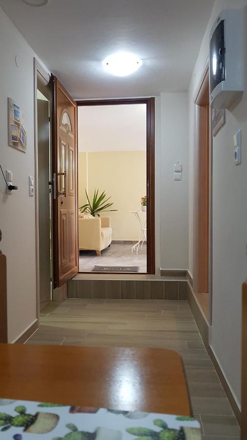 Fyllou Apartment Asproválta Exteriér fotografie