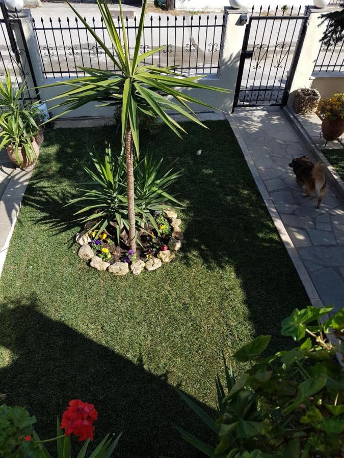 Fyllou Apartment Asproválta Exteriér fotografie
